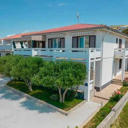 Andreja Apartament Pag Town